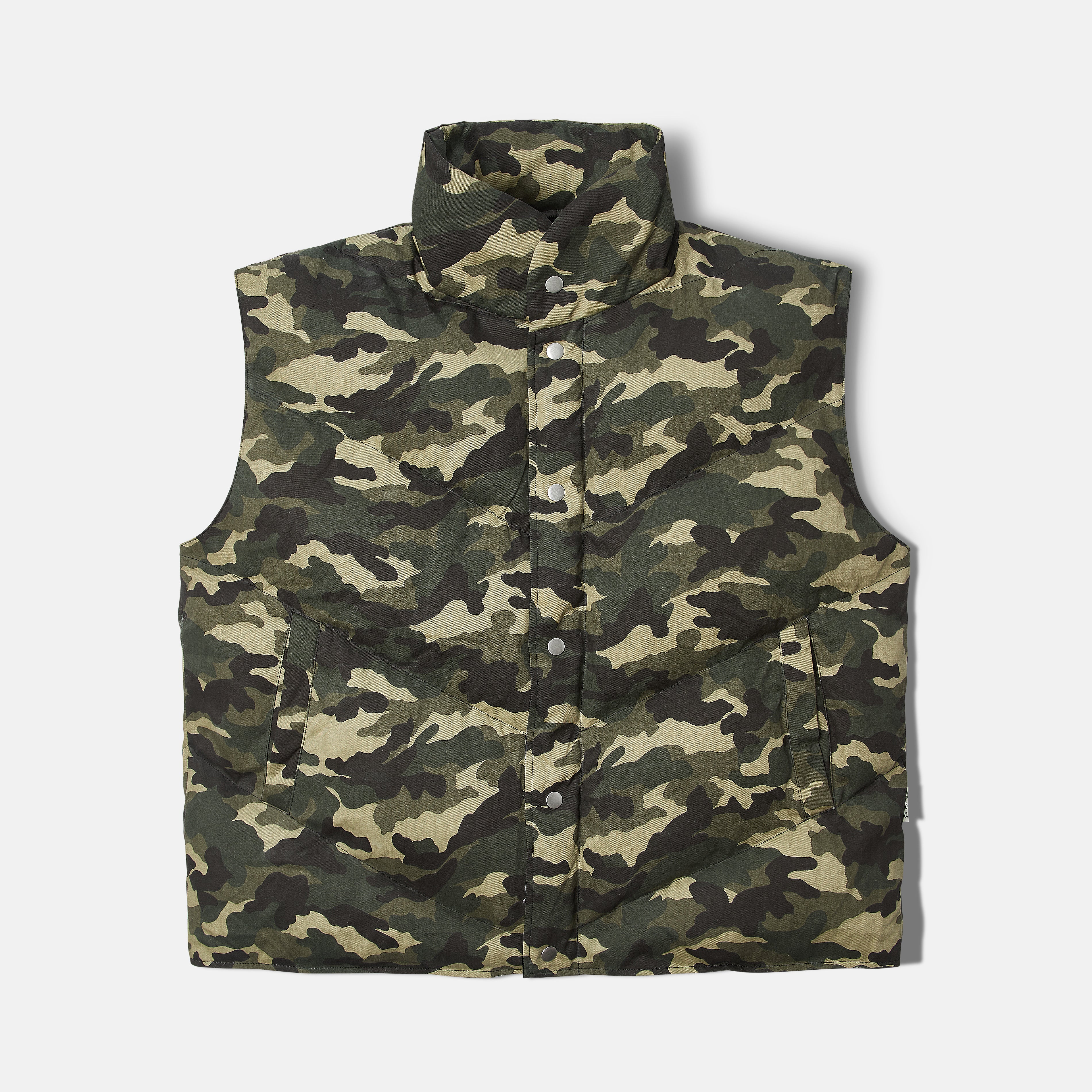 Abc. Camouflaged Puffer Vest- SS25 (Green Camo) – Advisory Board